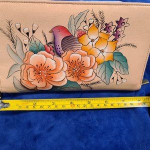 Anushcka wristlet/wallet